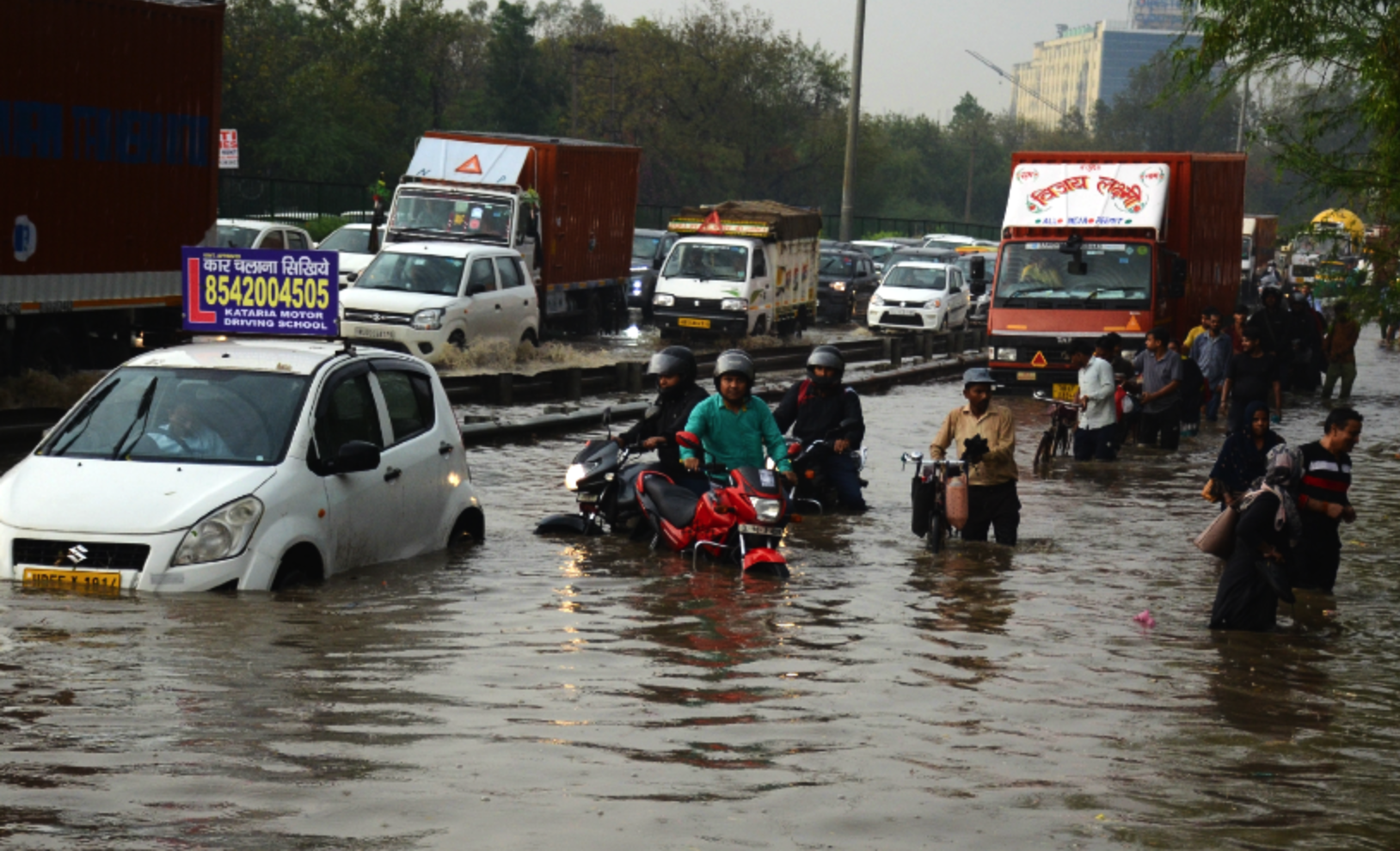 google-extends-ai-enabled-flood-hub-to-80-countries