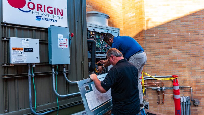 central-heat-pump-water-heaters-are-a-crucial-technology-to-decarbonize-multi-family-&-commercial-buildings
