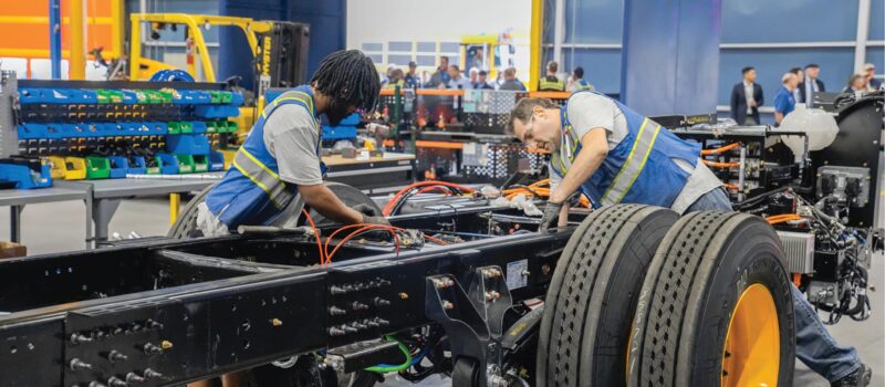 blue-bird-opens-new-production-facility-for-electric-school-bus-production blue-bird-opens-new-production-facility-for-electric-school-bus-production