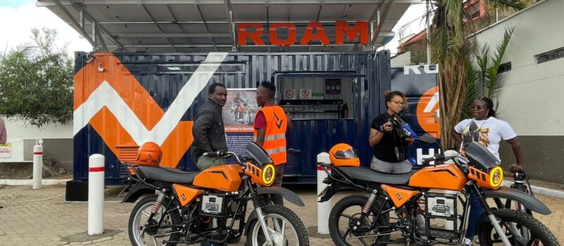 roam-lunches-the-roam-hub:-a-multi-purpose-electric-motorcycle-charging-station roam-lunches-the-roam-hub:-a-multi-purpose-electric-motorcycle-charging-station