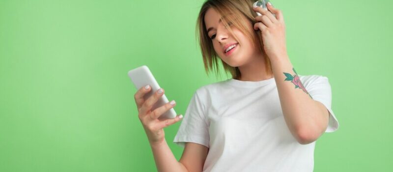 7-esg-podcasts-to-listen-to-this-world-environment-day 7-esg-podcasts-to-listen-to-this-world-environment-day