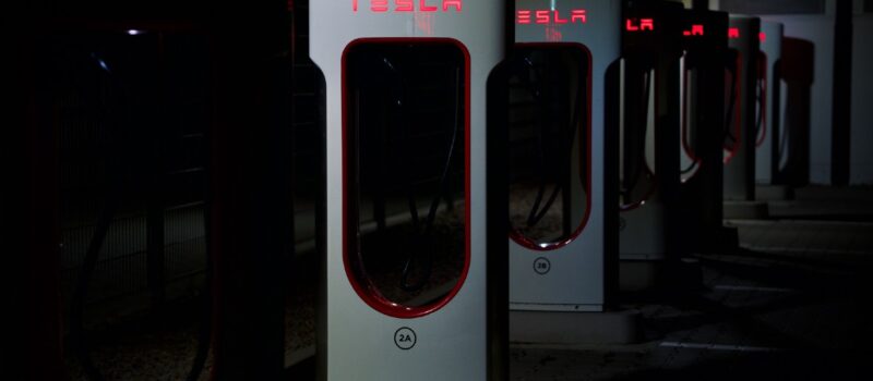 a-standards-war?-a-win-for-consumers?-what-the-ford-and-gm-tesla-deals-mean