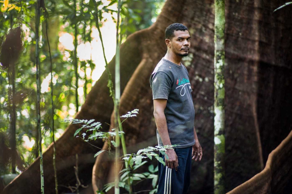 in-indonesia’s-aru-islands,-a-popular-environmental-activist-climbs-the-political-ladder