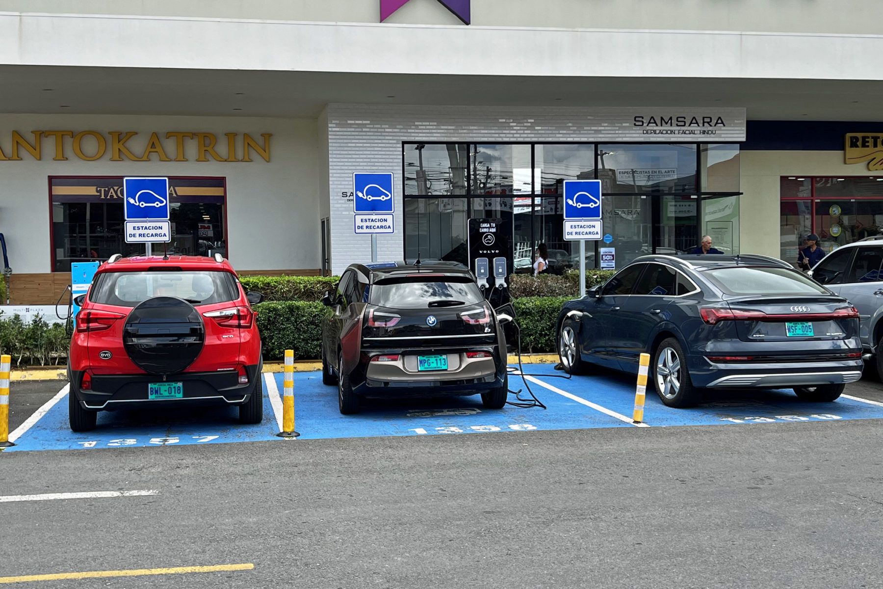 the-politics-of-electric-cars-in-america