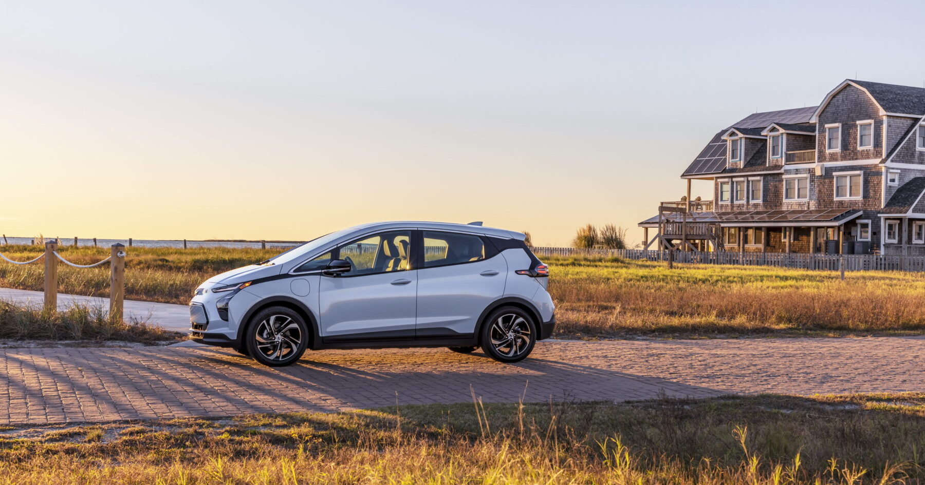 gm-confirms-next-generation-chevy-bolt,-blames-supplier-for-ev-production-delays