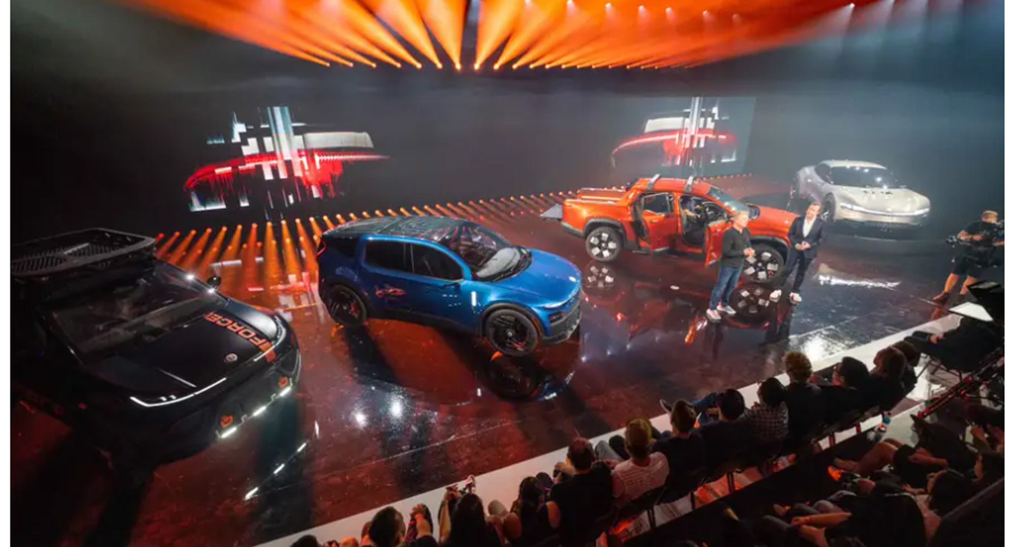 fisker-holds-a-glitzy-reveal-event-in-socal