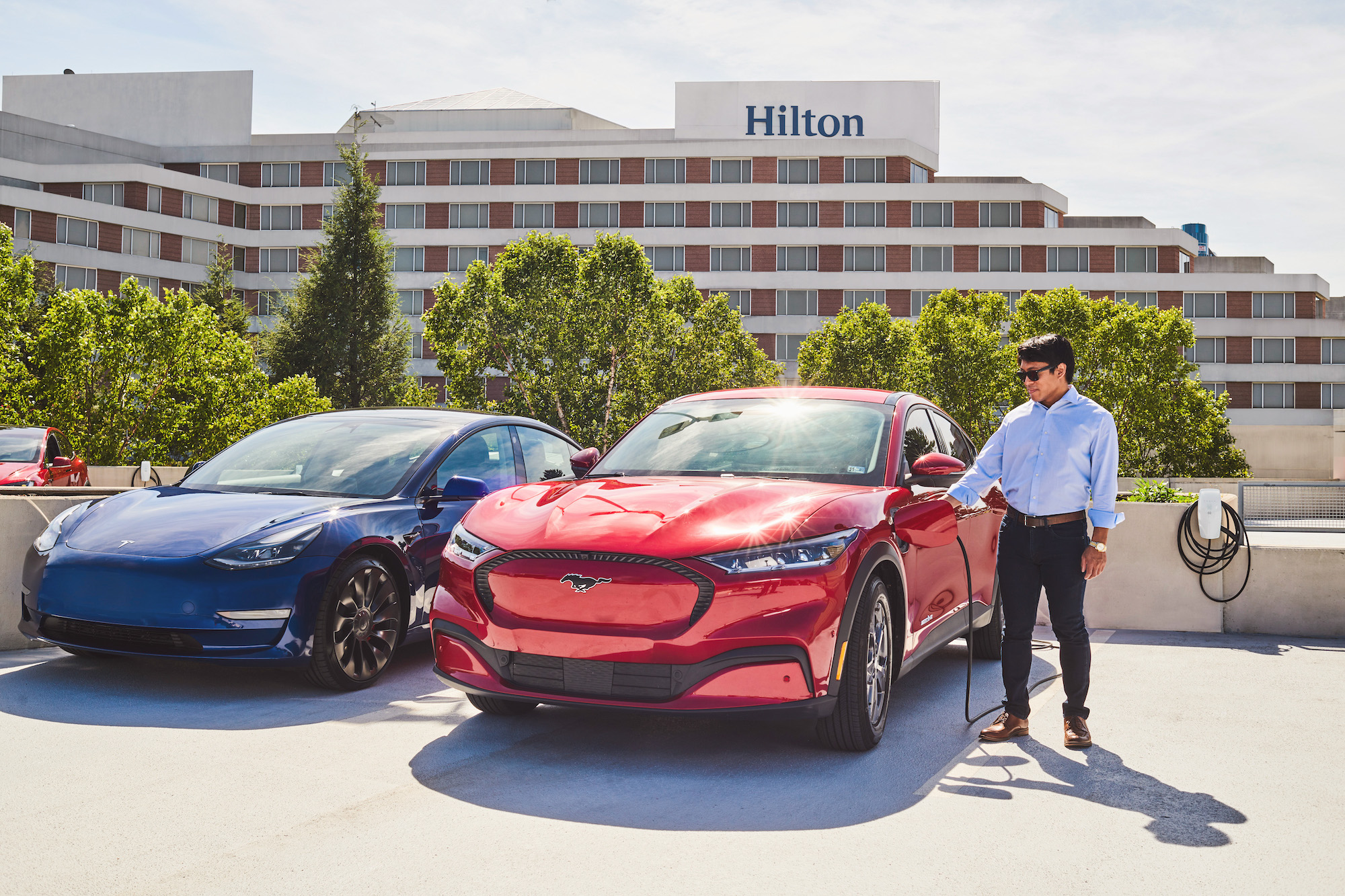 20,000-tesla-universal-ev-chargers-coming-to-hilton-properties-in-north-america