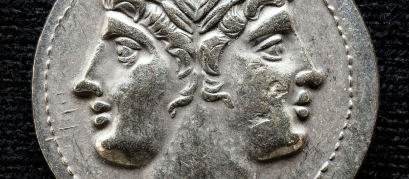 don’t-play-both-sides:-take-3-steps-now-to-fix-your-trade-group-gap