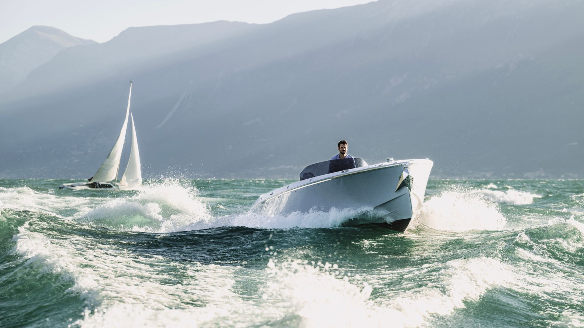 frauscher-x-porsche-efantom-electric-sport-boat:-“uncompromisingly-fast-&-beautiful”