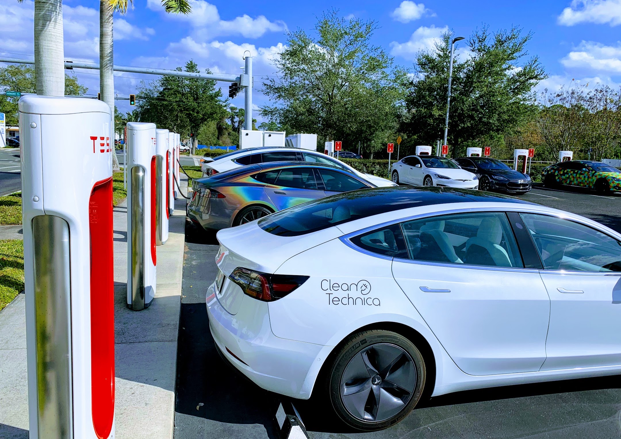 you-can-help-shape-tesla’s-supercharger-network