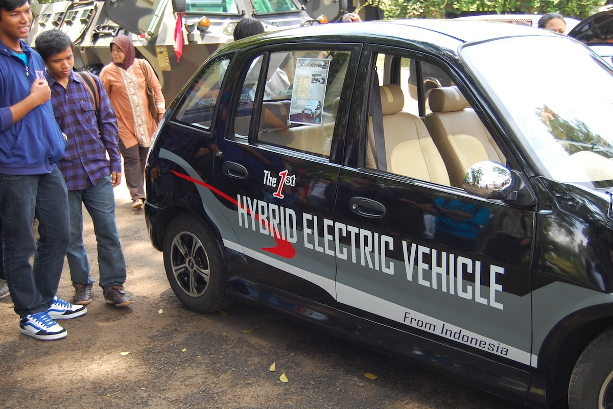 are-we-there-yet?-indonesia’s-huge-ev-challenge