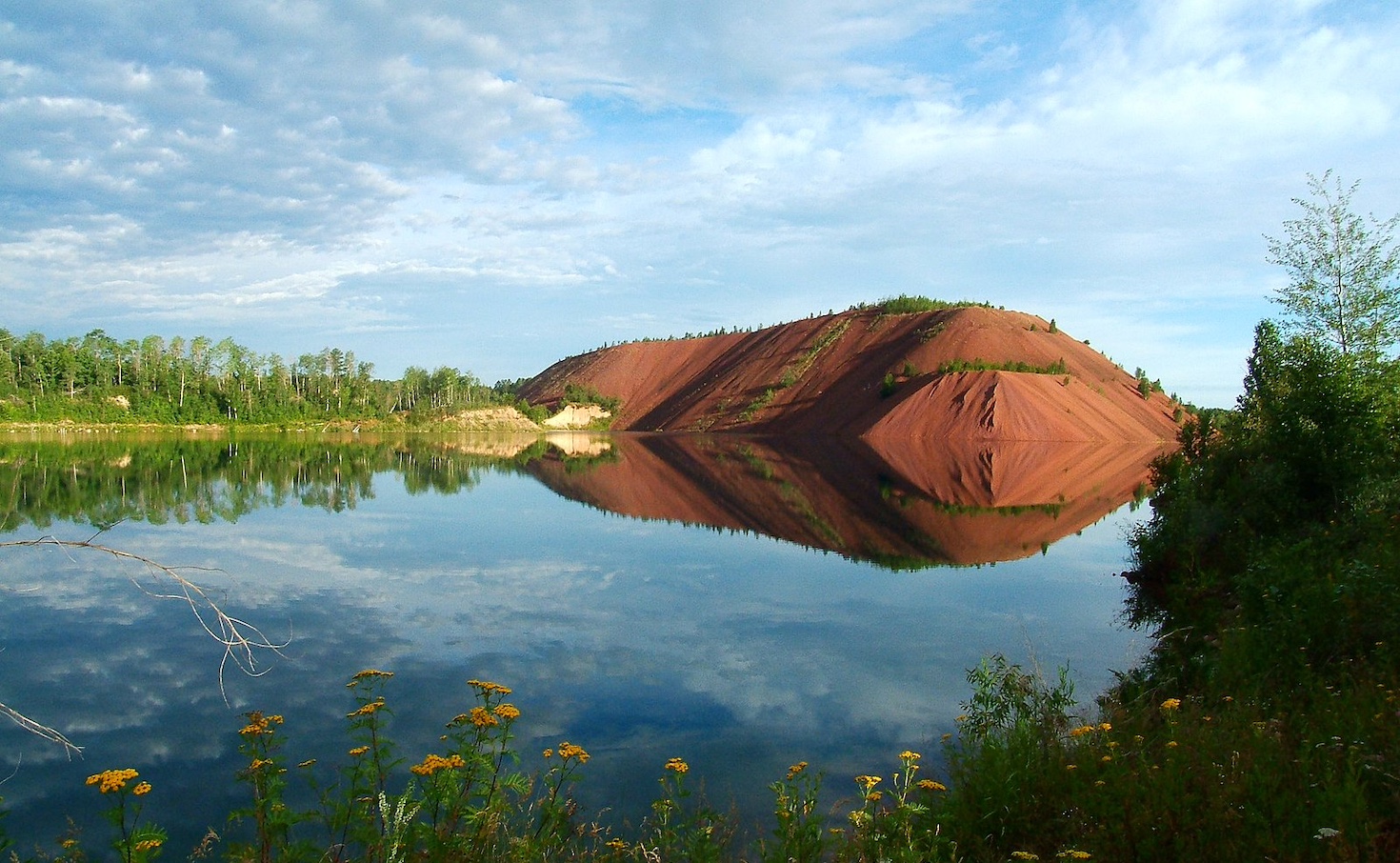 on-minnesota’s-iron-range,-producers-explore-hydrogen-fuel-to-reduce-emissions