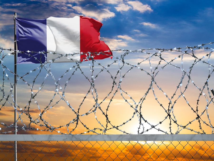 france-will-jail-corporate-directors-who-fail-to-adhere-to-new-csrd-requirements
