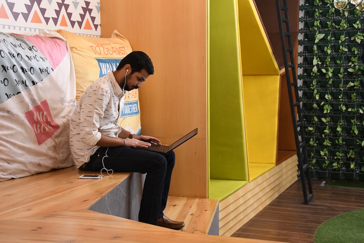 biased-gpt?-singapore-builds-ai-model-to-‘represent’-southeast-asians