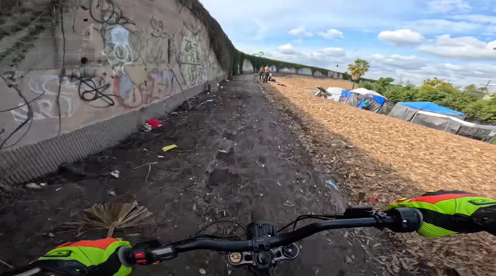 can-you-ride-an-e-bike-in-rough-neighborhoods?-yes.