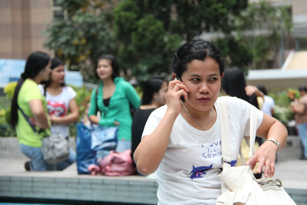 flown-back-and-forgotten:-filipino-migrants-face-tough-homecoming