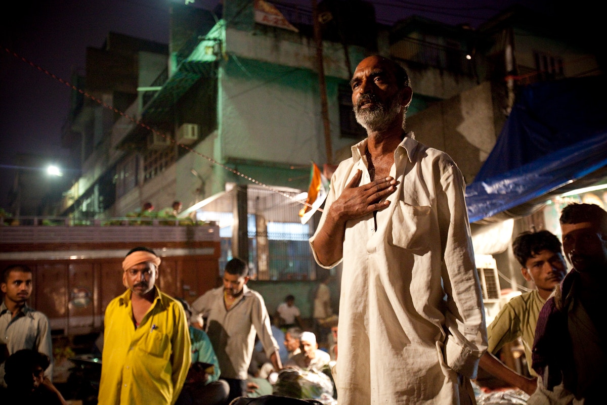 indian-farmers-cut-off-as-activists-warn-of-pre-election-blackouts