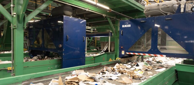 amazon-is-funding-a-recycling-robots-startup