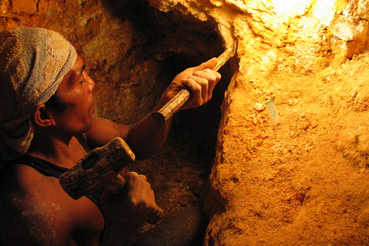 for-mineral-rich-philippines,-green-metals-rush-is-a-balancing-act