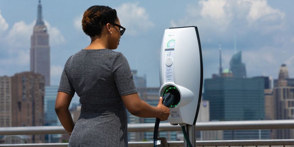 a-clean-start:-argonne-spotlights-projects-that-give-underserved-communities-equitable-access-to-sustainable-transportation