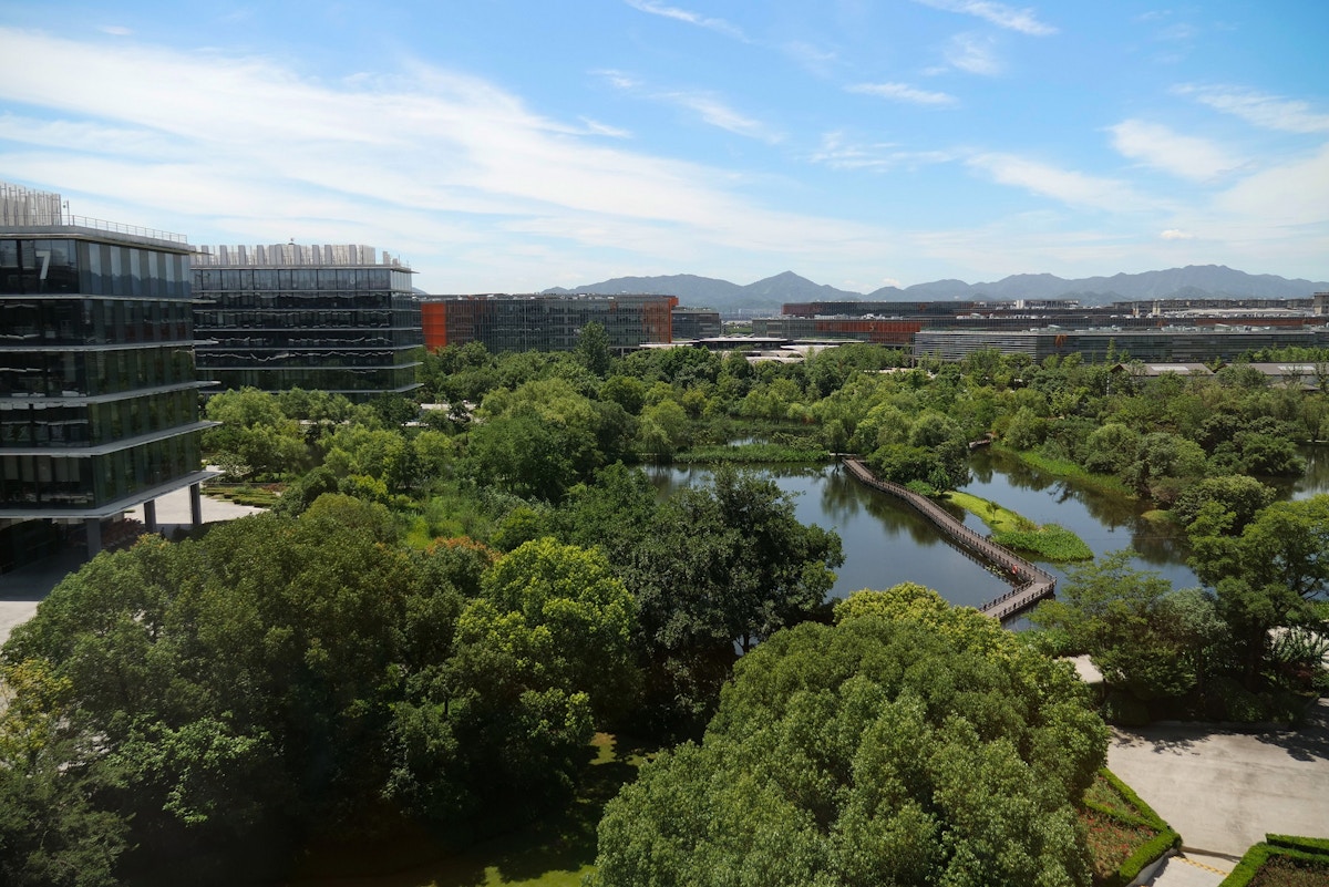 cooling-down-urban-campuses:-can-ai-do-it-in-a-sustainable-way?