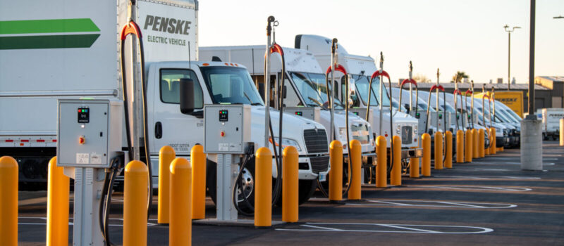 penske-joins-powering-america’s-commercial-transportation-(pact)-as-charter-member