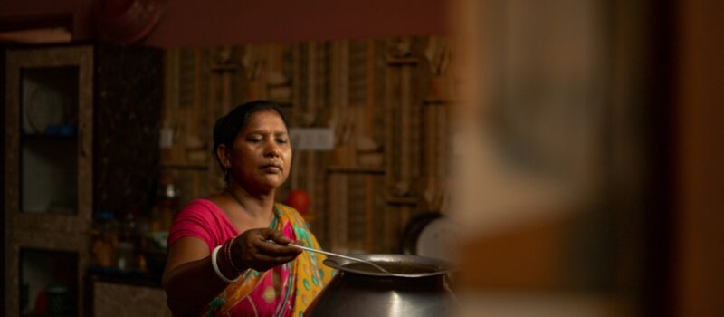 clean-cooking:-what-new-global-pledge-means-for-climate,-nature-and-gender-goals