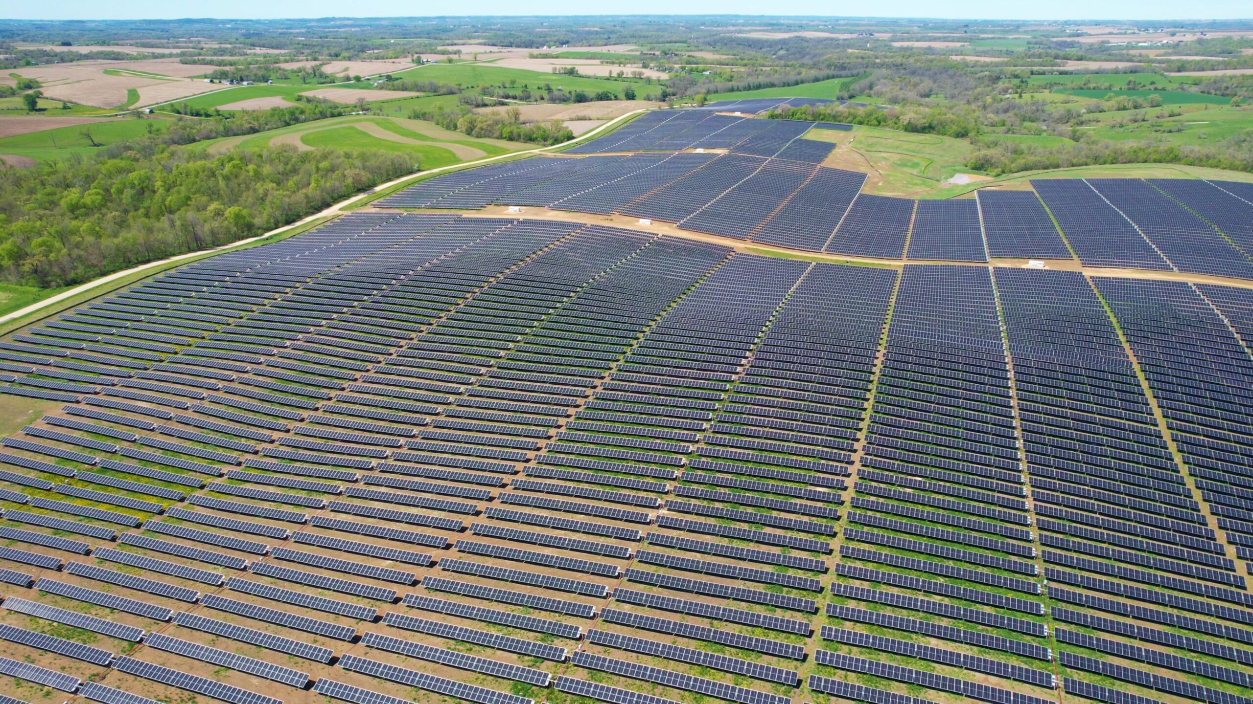 200-mw-solar-power-project-completed-in-wisconsin,-energy-storage-to-follow