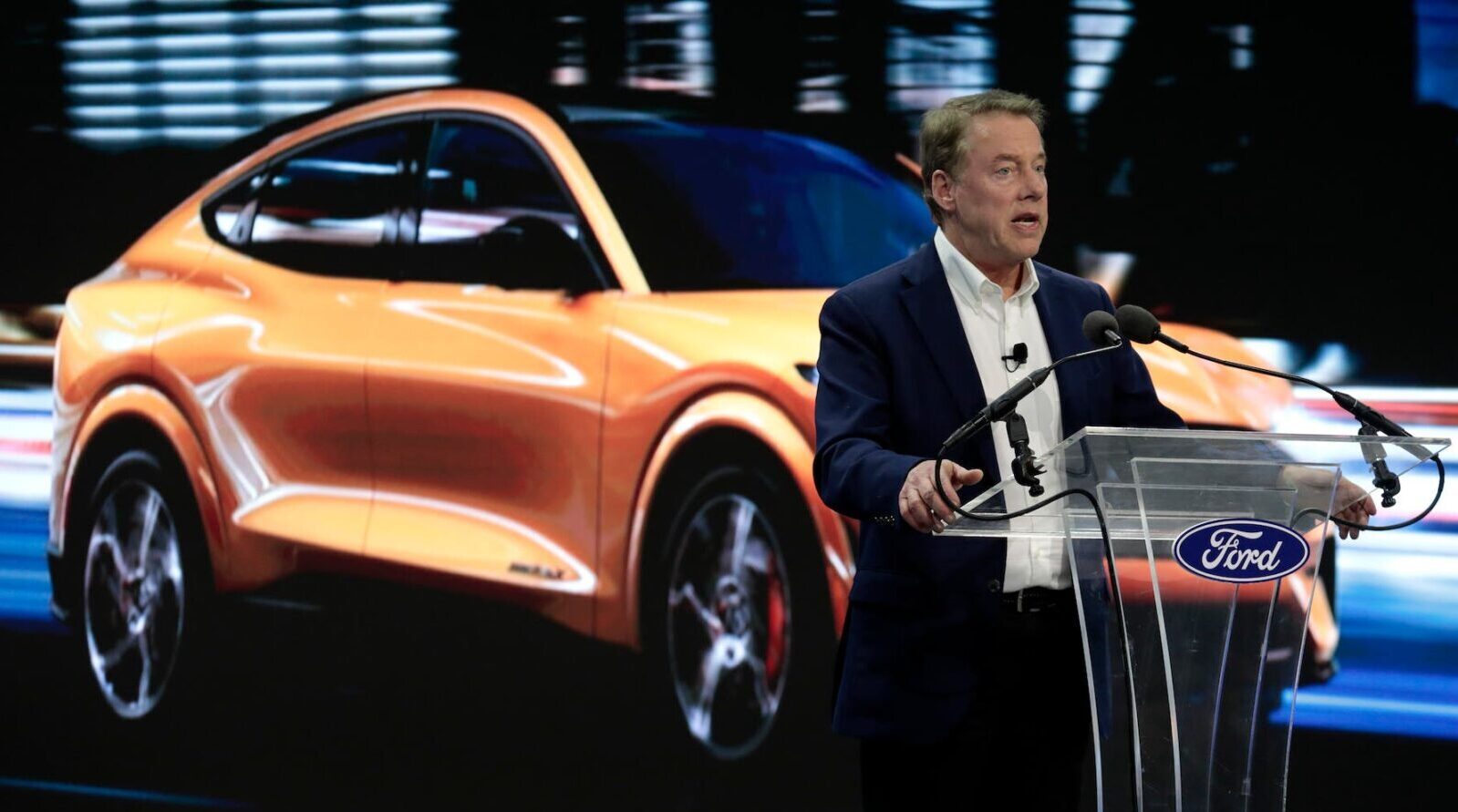 europe-far-behind-north-america-in-securing-ev-investments