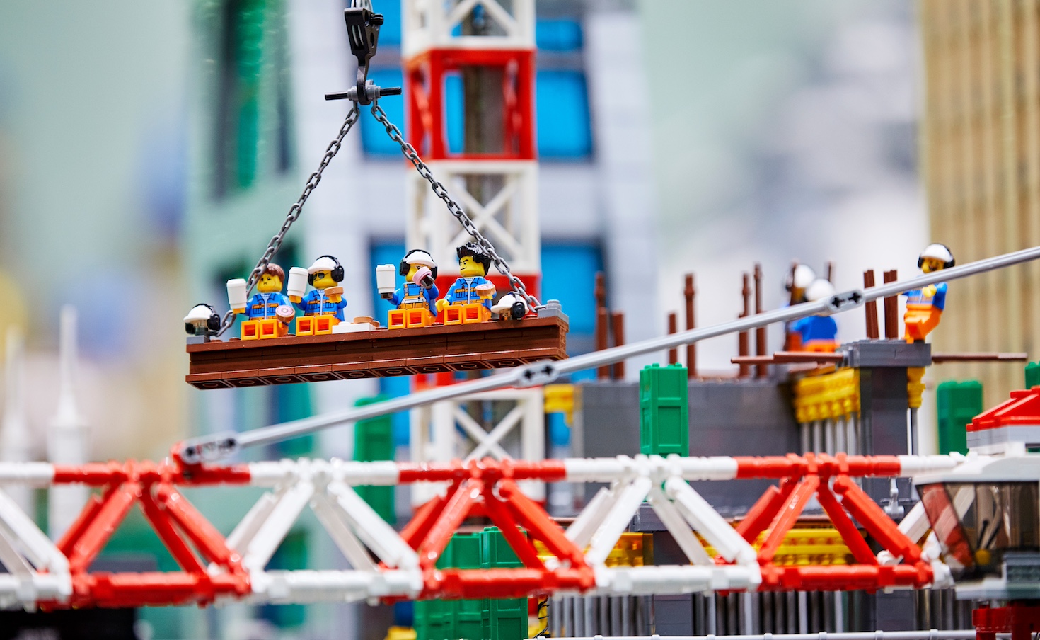 lego-sets-stricter-emissions-reductions-requirements-for-suppliers