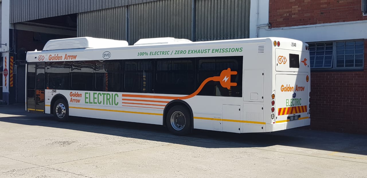 cape-town’s-golden-arrow-bus-services-&-byd-sign-historic-purchase-agreement-for-120-electric-buses!