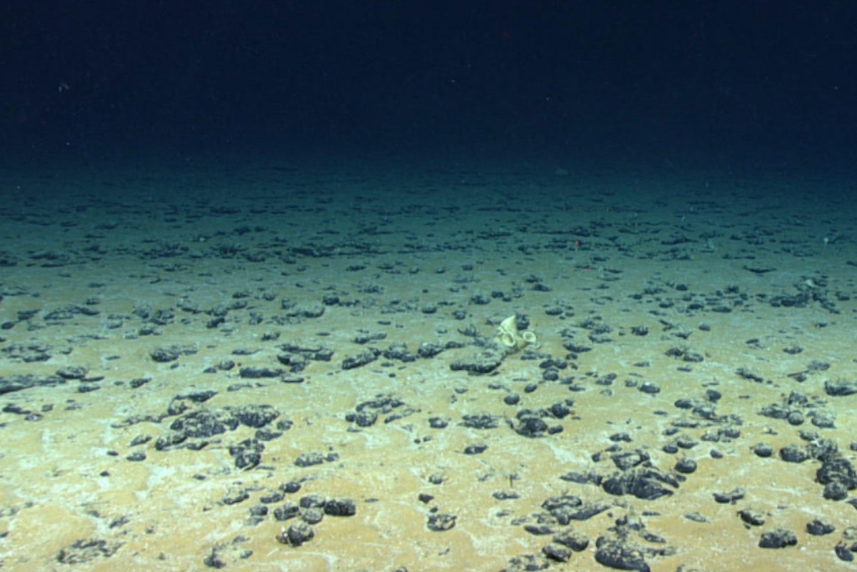 study-revealing-seabed-minerals-produce-oxygen-casts-cloud-over-critical-deep-sea-mining-negotiations