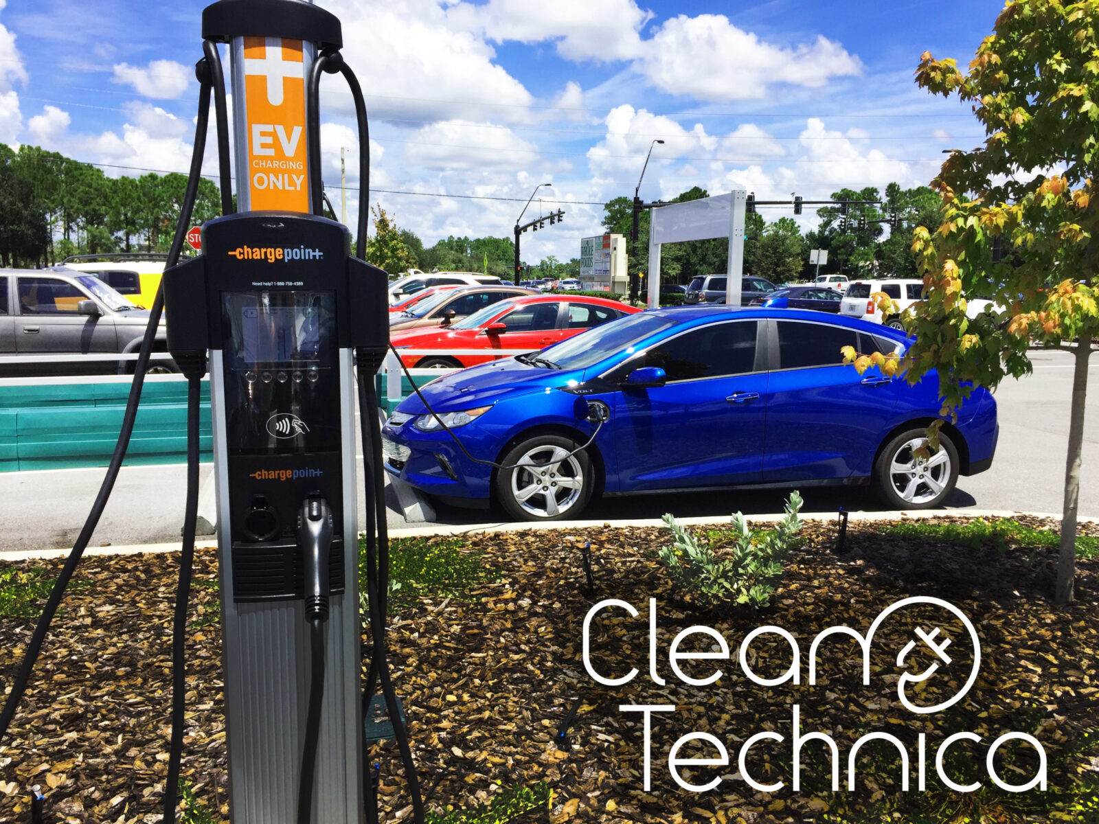a-driver-can-easily-get-more-miles-from-hour-of-level-2-charging-while-their-ev-is-parked-than-average-person-drives-in-a-day