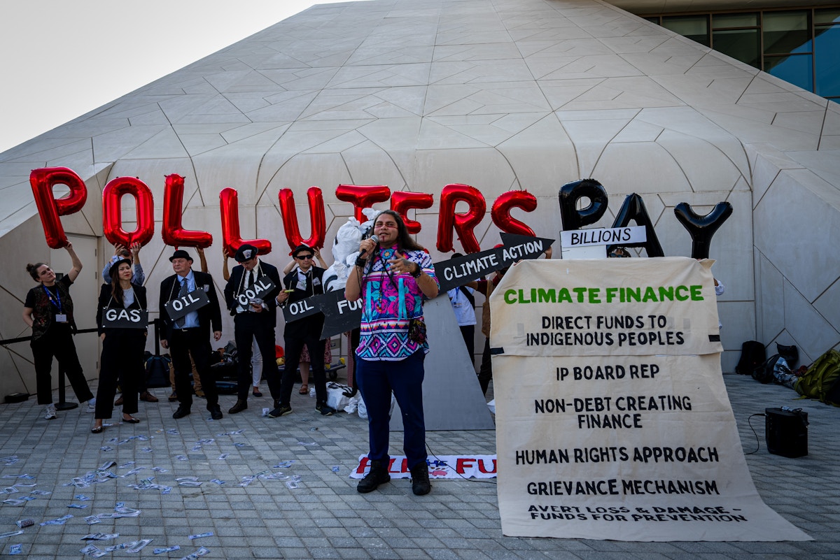 who-should-pay-for-the-new-climate-finance-goal?-the-world’s-super-rich,-says-a-new-study