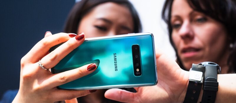 ‘too-much-humiliation’:-why-samsung-workers-are-striking-in-india ‘too-much-humiliation’:-why-samsung-workers-are-striking-in-india